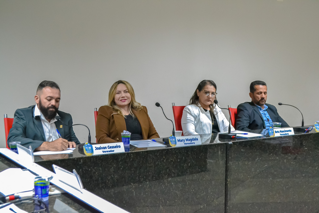 Sessão da Câmara é marcada por votos de pesar, reconhecimento de ações do Executivo e reafirmação de compromissos parlame