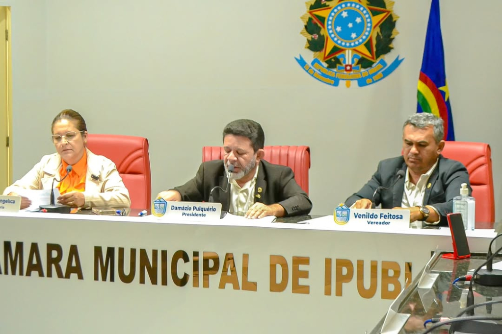 Câmara aprova diretrizes da LOA 2026 e destaca importância das festividades de agosto em Ipubi