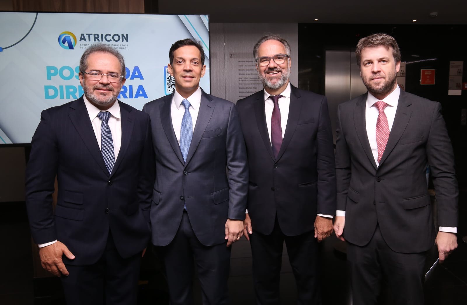 Conselheiros do TCE-PE assumem cargos em entidades nacionais