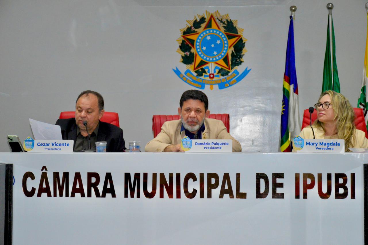 A Câmara Municipal de Ipubi realizou hoje (17), a 4ª Sessão Ordinária, com a análise, discussão e votação de importantes matérias para o município